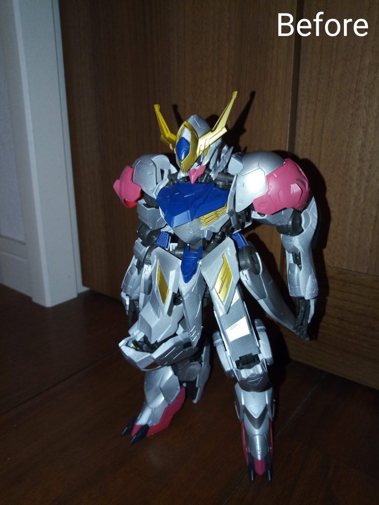 これがウェザリング前の全塗装後。シルバーにしたことでウェザリング後の金属感が増して気に入っております。次は1,500円のガチャガチャのストライクとG3ガンダムの塗装でもしますかね♪