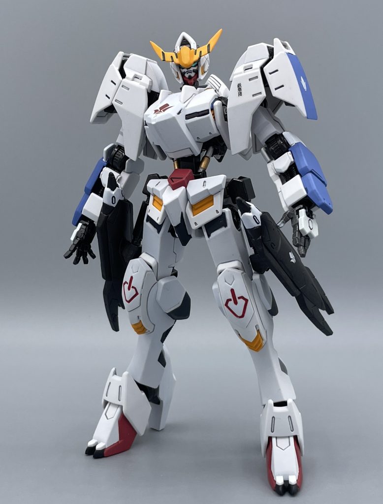 GUNDAM BARBATOS ６TH FORM　「機動戦士ガンダム 鉄血のオルフェンズ」の第一期・中～終盤にかけて大活躍を果たしたバルバトスの第６形態です。バルバトスは、物語の進行に合わせて、次々と形を変化させていくので、リアルタイムで見ていた時は毎週楽しみでした。 