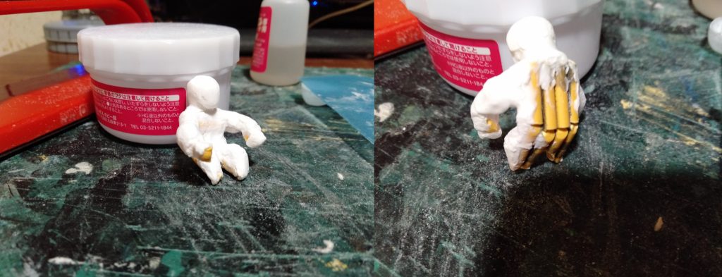 まっこんな感じになりました(笑)あまりこだわる様なパーツでも無いので、雰囲気作り用なのでここまででします。塗装で誤魔化すつもりなのでね?www。裏はこのとおり、ランナーです、角度によってはハンドパーツに見えるなぁ。