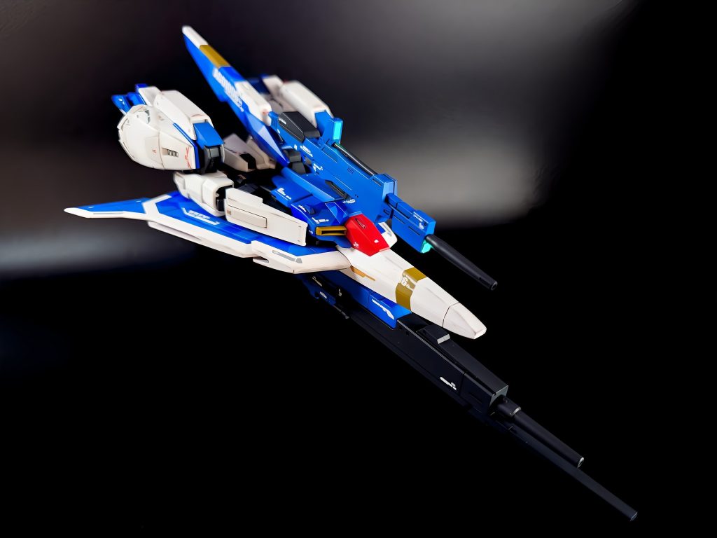 ハイパー・メガ・ランチャーも装着して 以上、[U.C.0088]Zガンダムをリミテッドカラー風塗装してRGのデカールを貼り付けた物でした〜