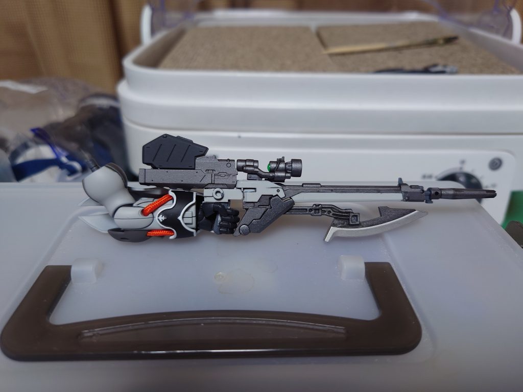 装備してしまえば違和感もないですね!