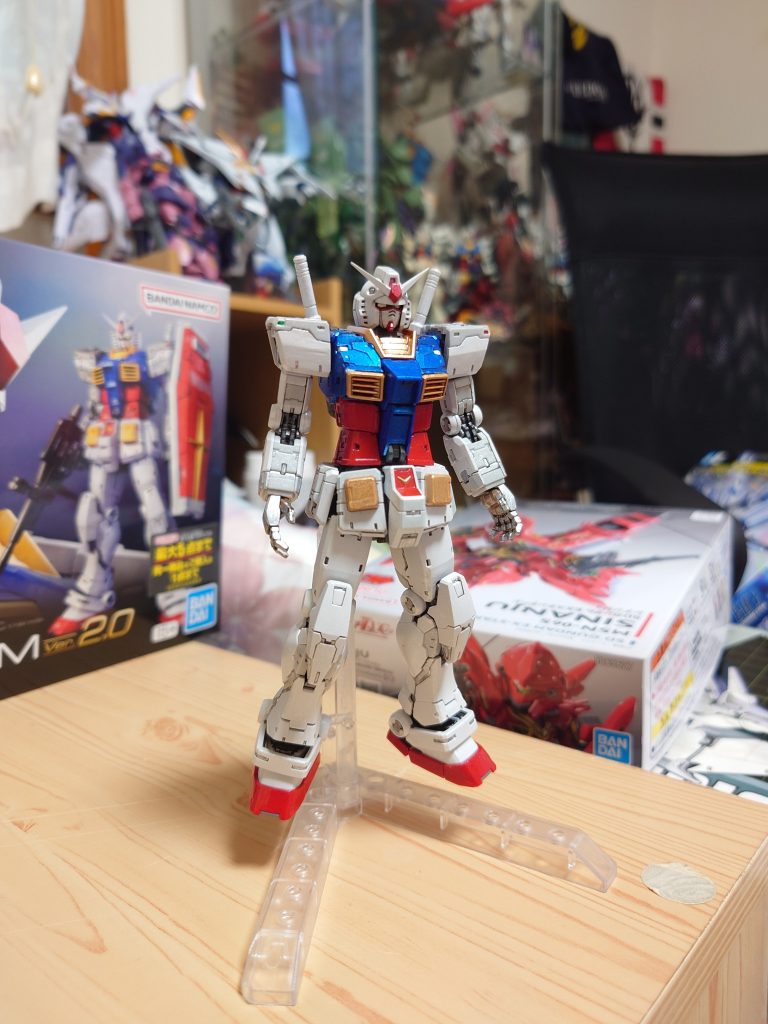 RGガンダムver2.0　チタニウム風塗装