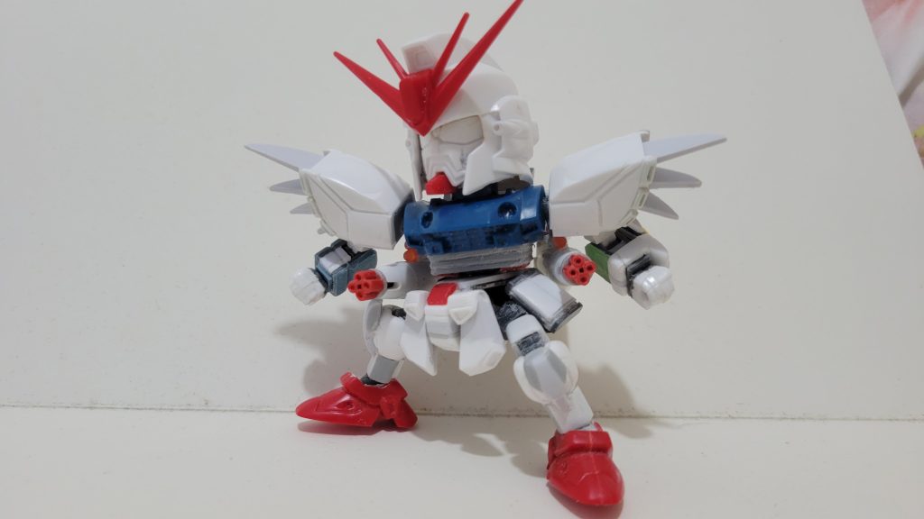 変身後はまず足の動きが修正され、最終的に足の激しい動きを制限していたグループアーマーの欠点が修正される。