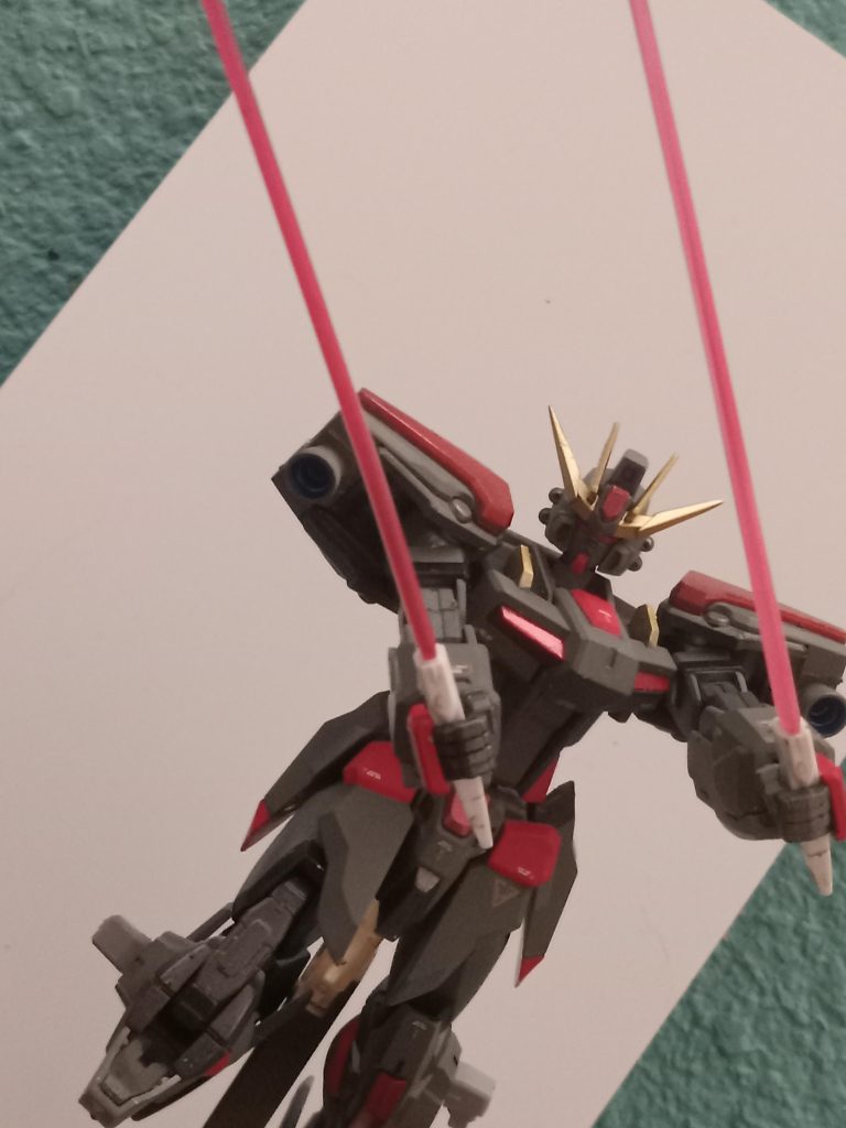 最後に、ビームサーベルは接近戦に使用できる。