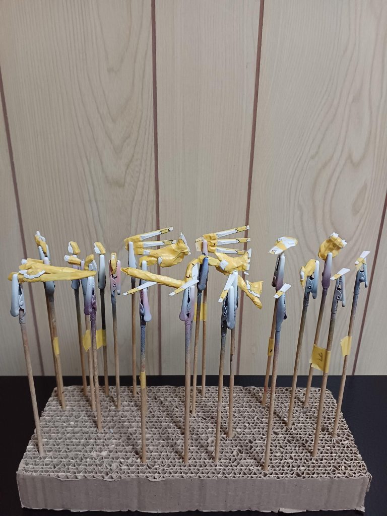 ここから制作過程です。マスキングが多くて苦労しました(gundam-kao5) 