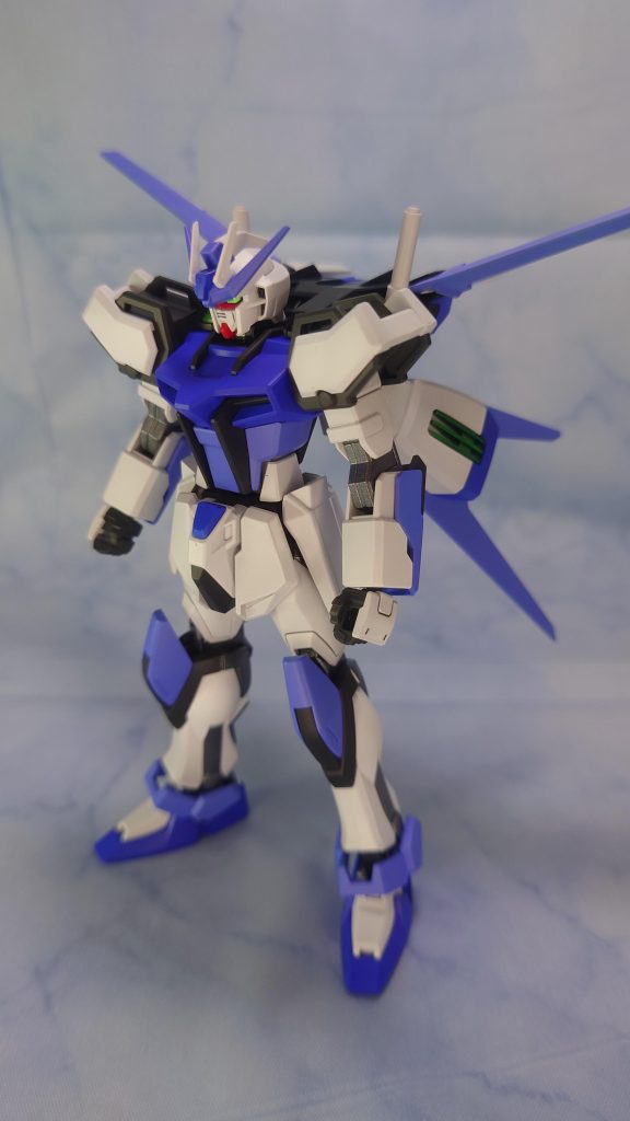 エール装備。ライフルとシールドも塗装しているのですが装備させるのを完全に忘れてましたメインはソードなのでこれで良し