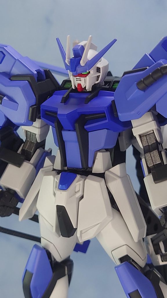 というわけでご覧いただきありがとうございました。現在制作中のものが15個同時進行という愚行中なので、気力が尽きたので気分転換に作りましたSEED系はカッコいい機体が多いし、ストライクはシンプルでいいし、EGは作りやすいので、これに興味を持ってプラモ沼にハマる方が現れてくれればと思います(GUNSTA見てる人ならほぼ沼ってる方しかいないでしょうが)それでは改めて、ご覧いただきありがとうございました