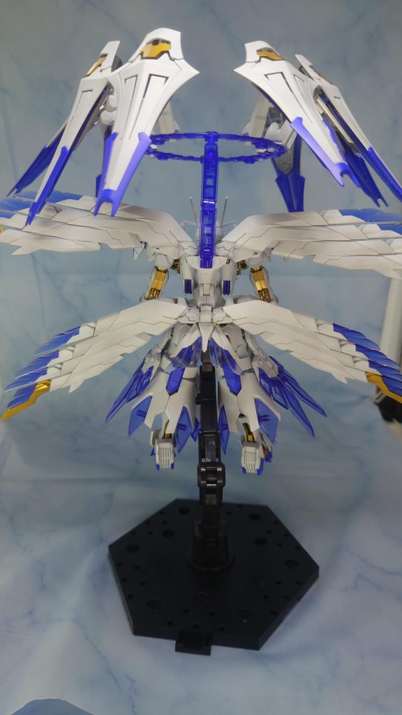 使ったのは・ヘヴィウェポンユニット ウイングエッジ×2・ヘヴィウェポンユニット オービットサークル×2・メカサプライ エクスアーマー×2