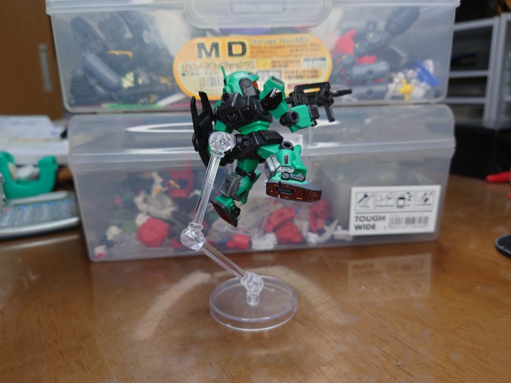 ポージング2迎撃シーンを後ろから…