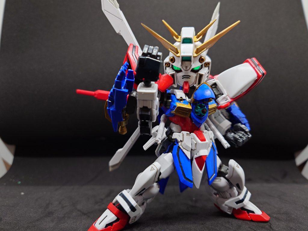 俺のこの手が真っ赤に燃える！勝利をつかめと轟き叫ぶ！