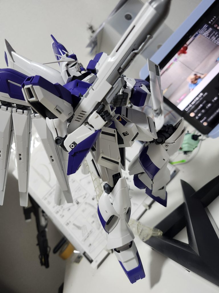 パチ組みMGHi-νガンダム(ver.Ka)–3枚目/制作者：asagi21