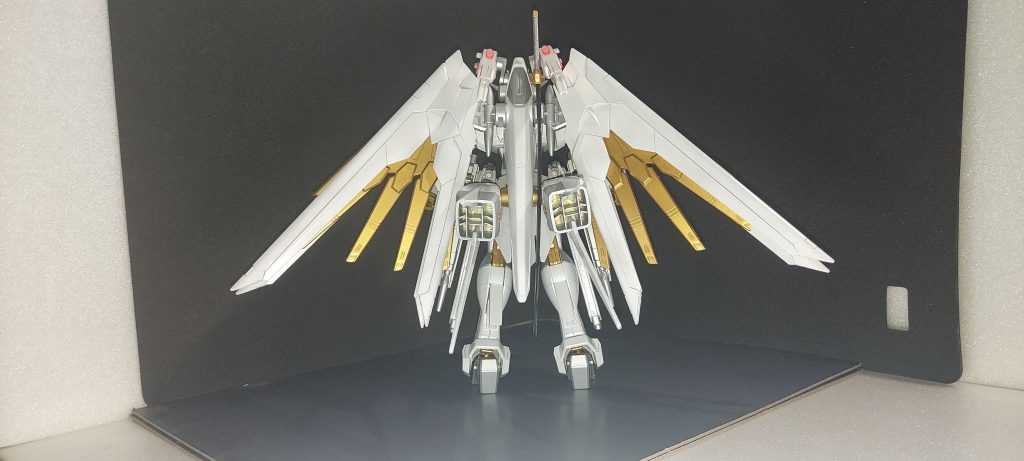 後ろ