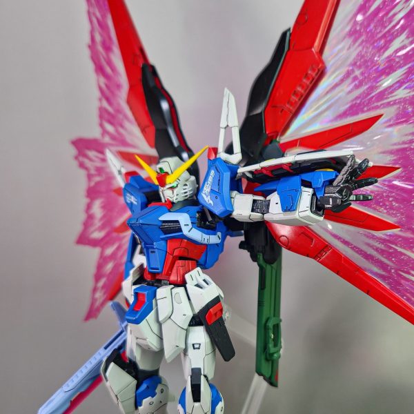 デスティニーガンダム