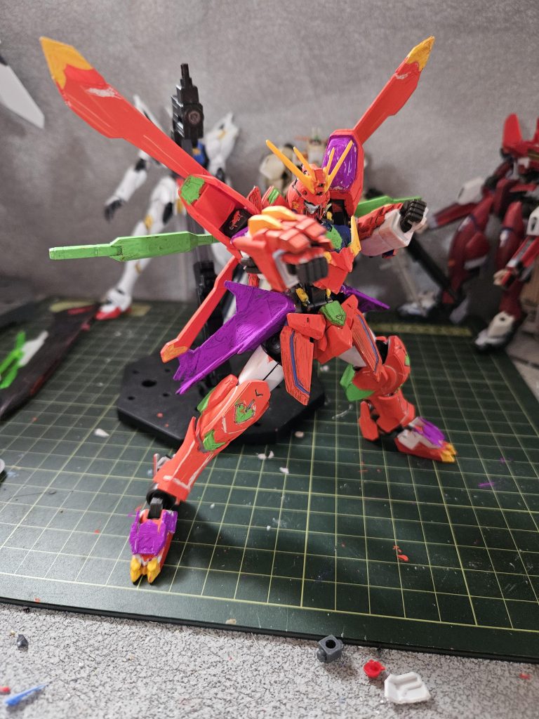 ゴッドガンダムを使用してるので格闘ポーズが似合うガンダムフレームとなりました