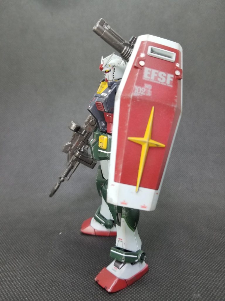 サイドショット① オリジン版はシールドを逆さまに持ちますが、どぅもそれに違和感を覚えまして(笑) 通常持ちにしてます😁💦