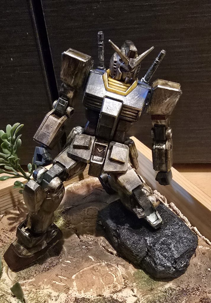 ちょいとポージング。ア「まだ、俺は落ちないぞ！！」シャ「もう、立つのがやっとであろうに。」