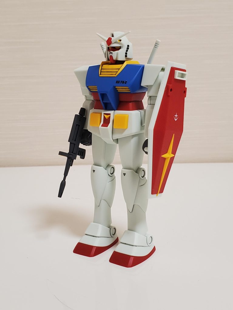 連休最後に組んでみました。他にやる事があるのに…完全に逃避行動です(gundam-kao4)いつも通り、パチ組み・部分塗装・トップコート仕上げです。余っていたデカールを少しだけ貼ってます。