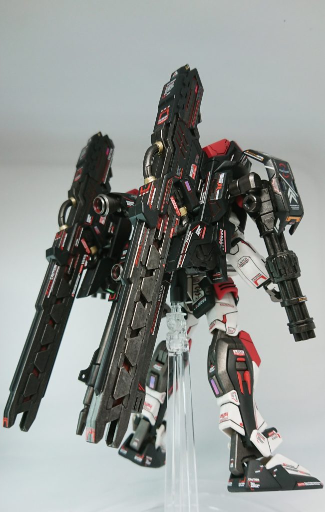 デカール貼るのが楽しくて楽しくて笑今回は少し控え目にしたつもりでしたが後で見たらめっちゃ貼ってました💧