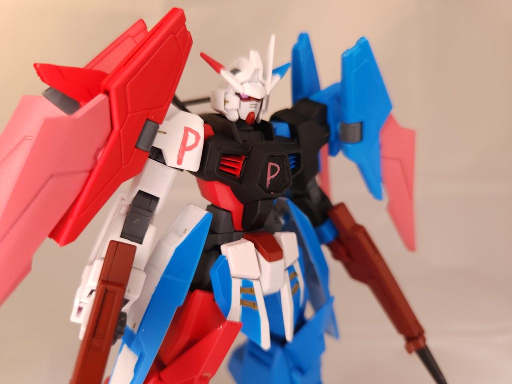 トライエイジガンダム(尾丸ポルカ専用機)