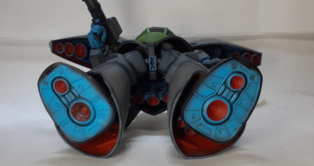 足裏はイラストではわからなかったのでオリジナルで塗装してみました。