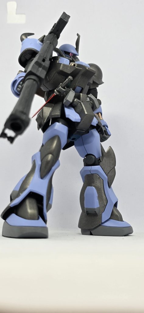 射撃装備は基本的にバズーカになります。以下、適当にアクションをば…