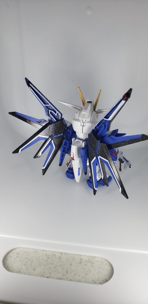 SDEX ライジングフリーダム 筆塗り部分塗装–3枚目/制作者：きらひめ。