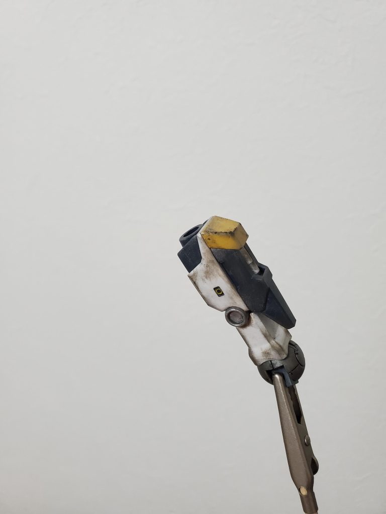 朝からパパっと写真に収めただけだから部分的だけど、意外と使い込んだ感じの風合いには仕上がってるかも。