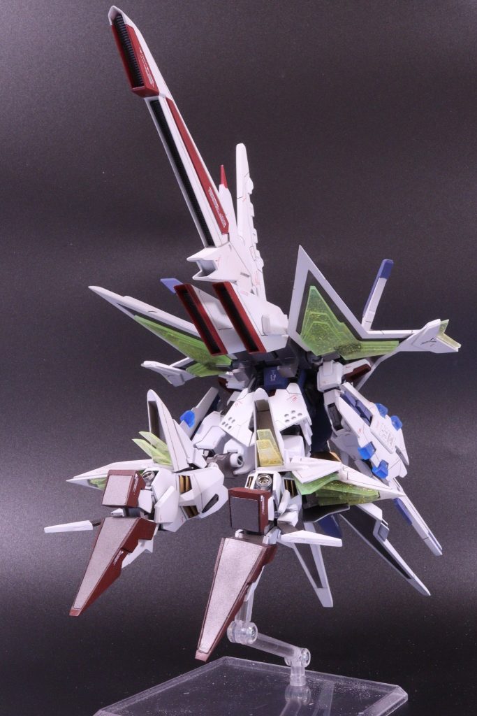 【 フライトフォーム】こちらも再現してます。自分の特徴であるレジンを使って初期段階からミノフスキークラフトをクリア化させる予定でした。限定のクリア版ペーネロペーをココのクリアを残して全塗装してる方がいたのでそこからアイデアいただきました🙇