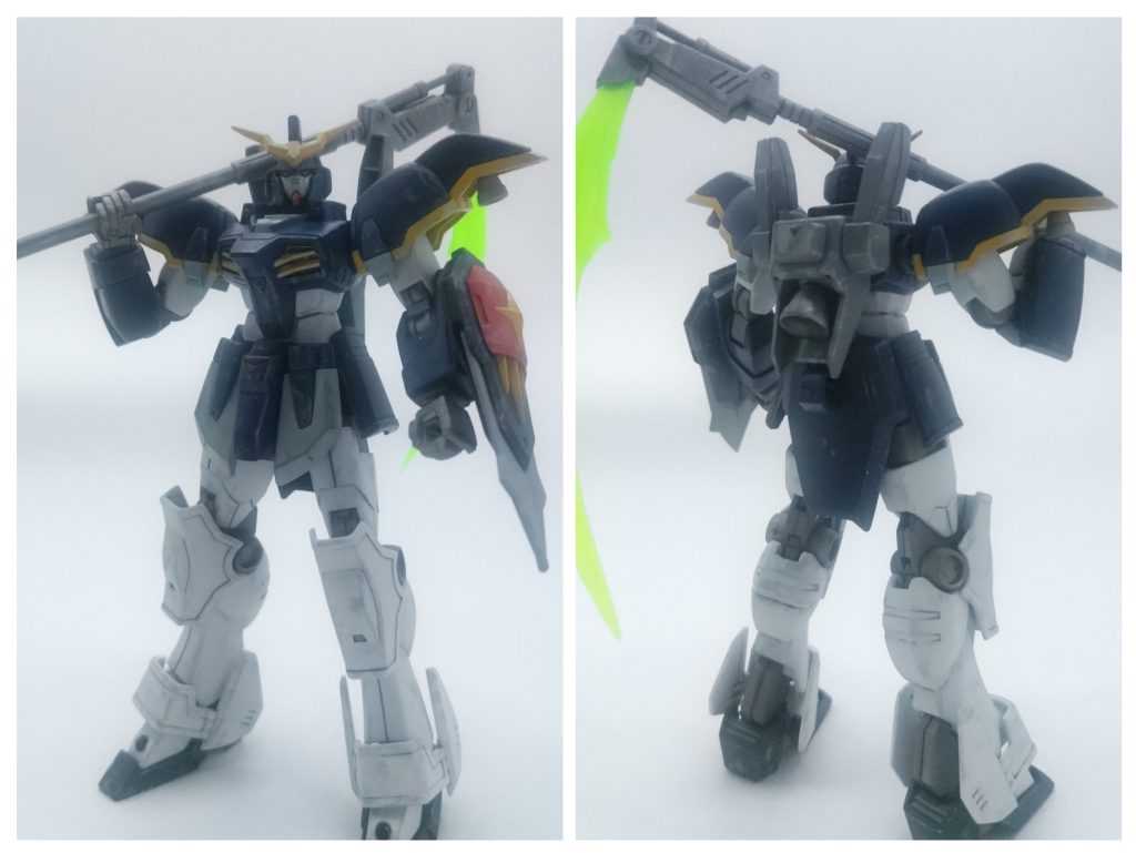 ビームサイズを肩に乗せて前後から。 基本はカラーレシピを参考に塗装しました。ただ、どうしてそうしてしまったのか分かりませんが、バラした状態でウェザリングを施してしまったのであまりバランスがよくない……