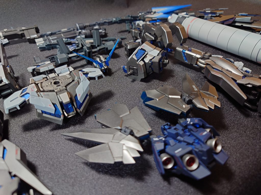 最後に儀式の別ショットを。組み上げ前の工場感もあり、とても気に入っています。・・・ですよね?最後まで見ていただきまして、どうもありがとうございました。