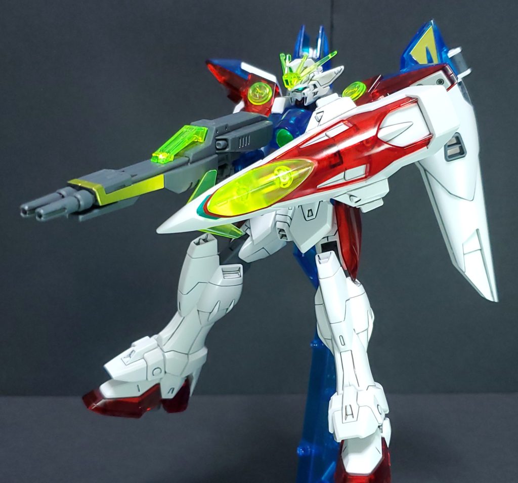 主兵装のツインバスターライフル。ポーズがバッチリ決まります。