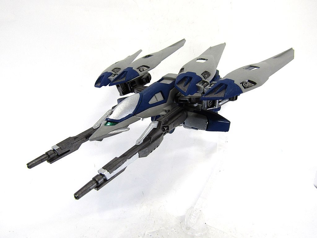 激情版で許されるようになった(笑)と思われる変形。(;^_^Aライジングフリーダムと比べてもイメージは大きく変わらないと思います。シールドが壊れると変形できなくなりますが。(;^_^A