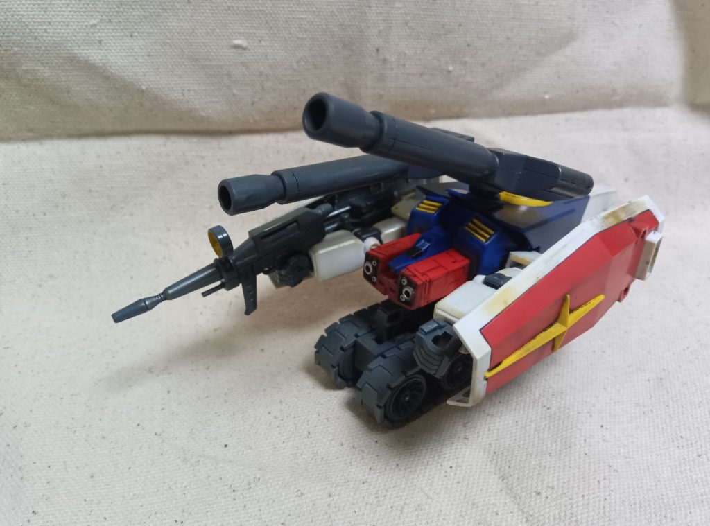 Gブル。敵と遭遇したらコアファイターで逃げたい…。