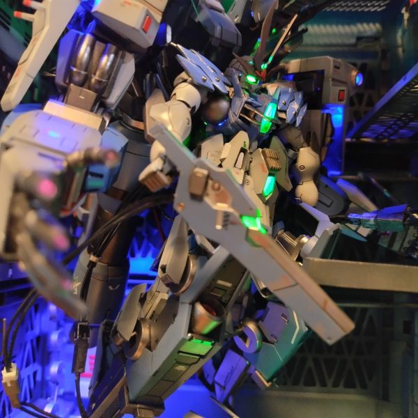 ティフォエウスガンダム