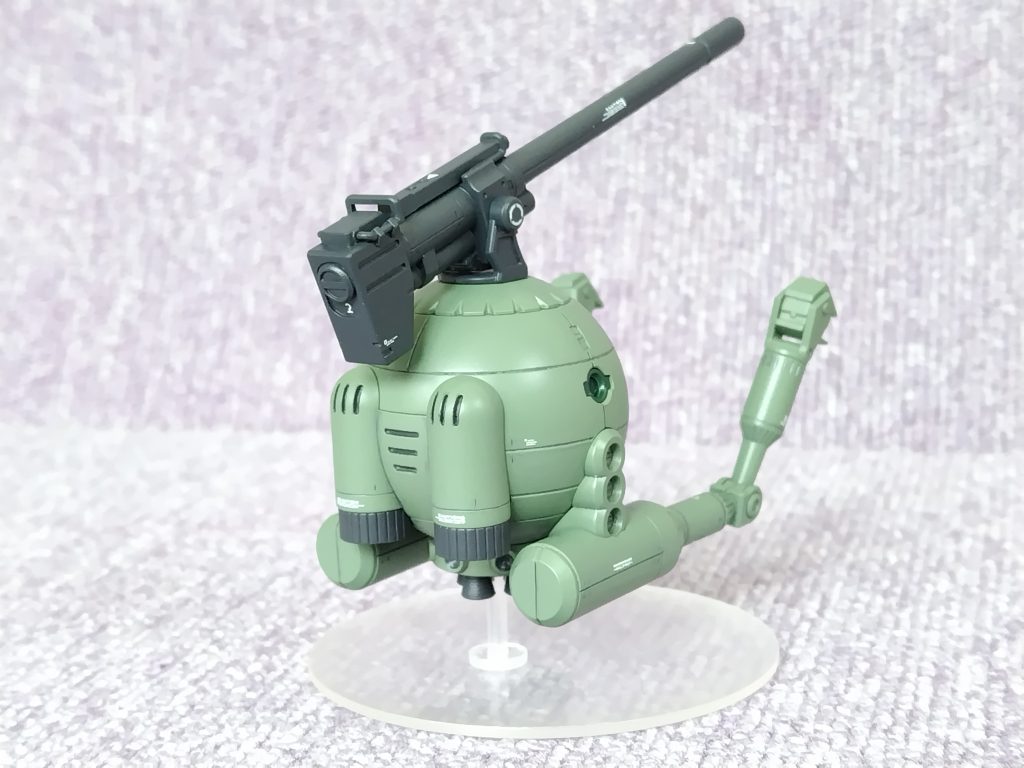 機体が小さいので、デカールは少なめに。ただ、緑色はもう少し濃い方が良かったかも。