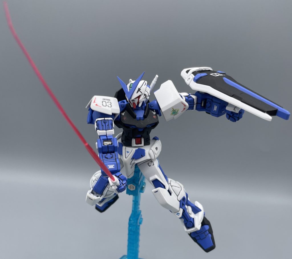 ビームサーベル　こちらのサーベルもGAT-Xシリーズの技術を転用したもの。強力な斬撃を繰り出すことが可能ですが、機体のエネルギー消耗が激しい武装のようです。