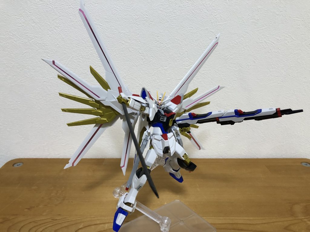 説明書に載ってたポーズを参考に。