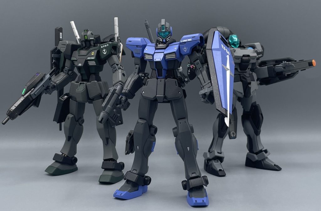 戦争の歴史…それは裏切りの歴史でもある。 U.C.0079…。宇宙世紀になっても戦争の本質は変わらず、連邦・ジオンともにスパイによる諜報活動は活発に行われた。スパイや内通者による情報の漏洩は、実際の戦場での損失を遥かに凌ぐ犠牲を、両軍に強いることとなった。 地球連邦軍は、こうした裏切り者やジオンのスパイを処理すべく、秘密裏に暗殺部隊を組織する。スレイブ・レイスといった特殊部隊がよく知られている。 しかし、こうした特殊部隊の存在は、終戦が近づくにつれて都合の悪い存在へと変容していく。軍内部のアンタッチャブルな情報に近しい彼らは、秘密裏に”処理” されることが運命づけられている。 それは本部隊にとっても同じであり、戦後の彼らの存在を知る者は居ない。そう彼らの名は・・・・「NO-NAMES」 なのである。                 終