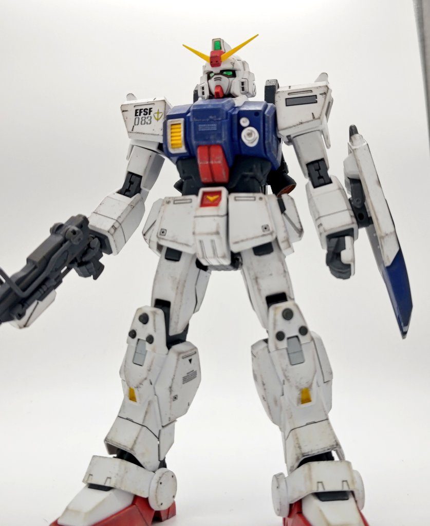 MG陸戦型ガンダム–2枚目/制作者：ユッキー