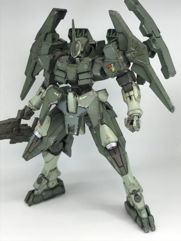 無塗装派の私にはこういうカッコいいカラーのカラバリキットはありがたい