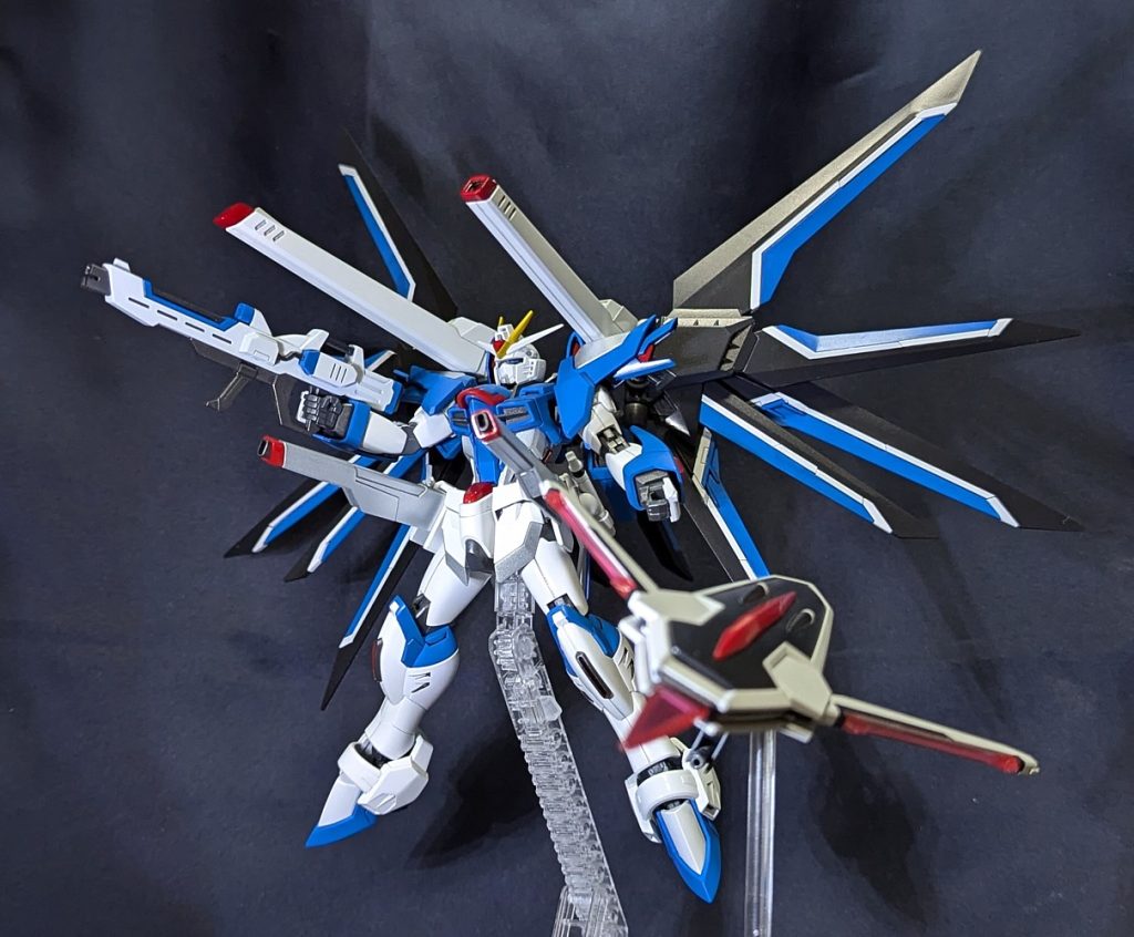 ライジングフリーダムガンダム＆イモータルジャスティスガンダム–4枚目/制作者：@infieth