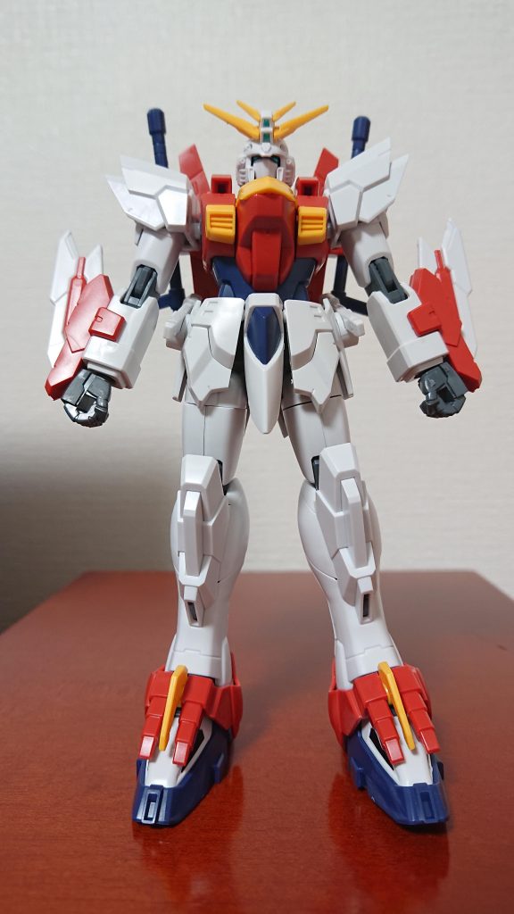 ちょっと、曲がってますが巣立ち