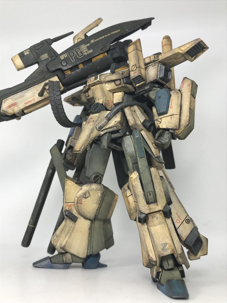 私が大好きな下からのタママ立ちアングルだと、巨乳すぎて顔が全部隠れてしまうし…😨