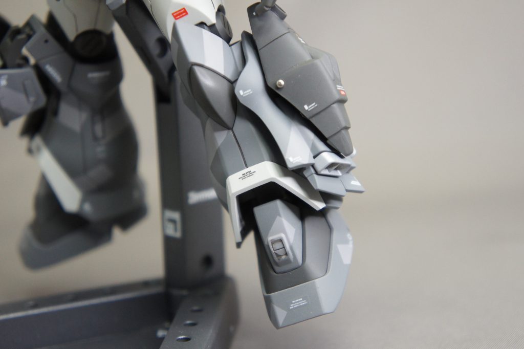 ジャンクで何かわからないパーツを追加武装として足してます笑