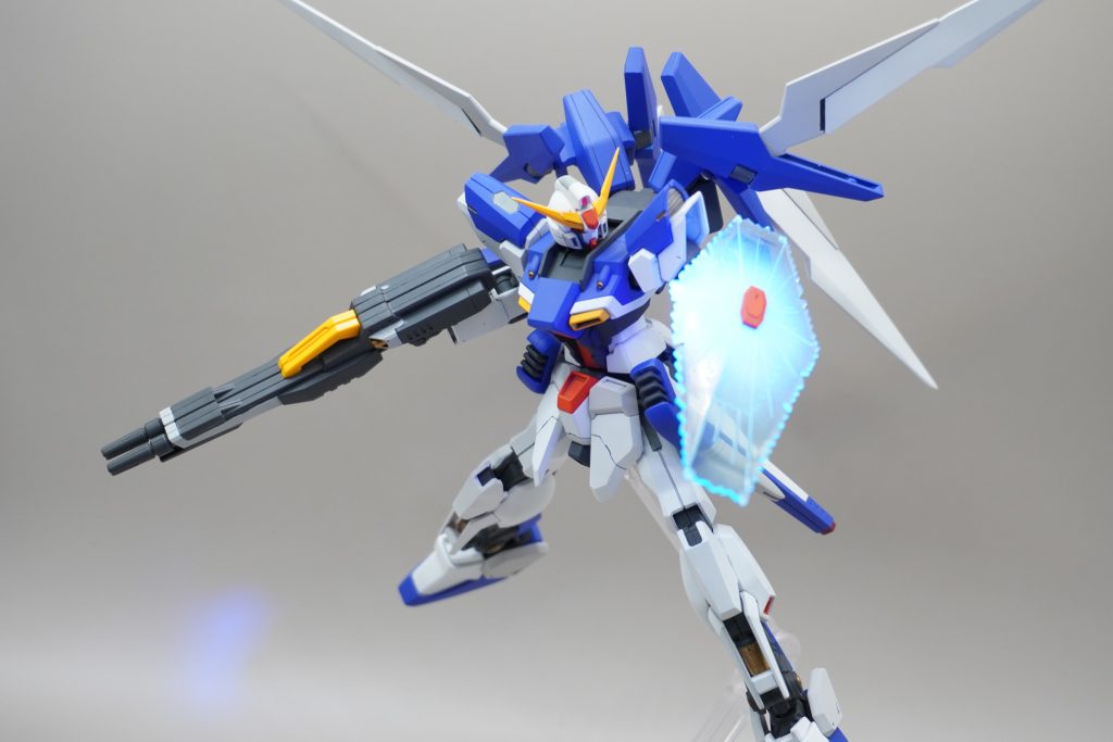 武装④ビームシールド両腕のビームシールド発生装置から展開します。