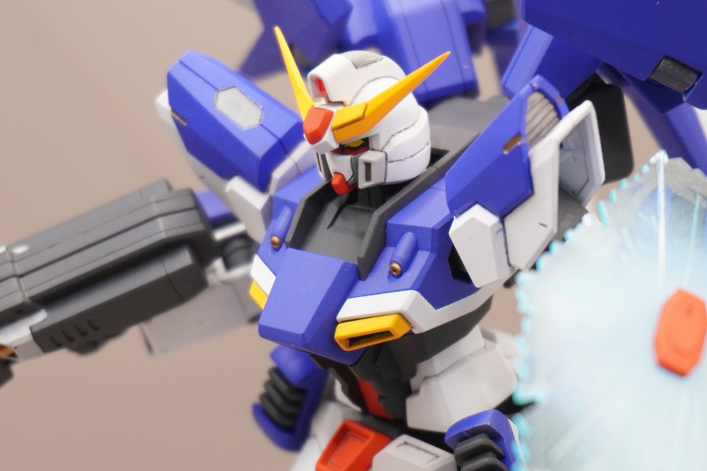 頭部アップ元の機体(頭部)わかりますか?そこそこ手を加えていますがわかる人には一目瞭然かも。