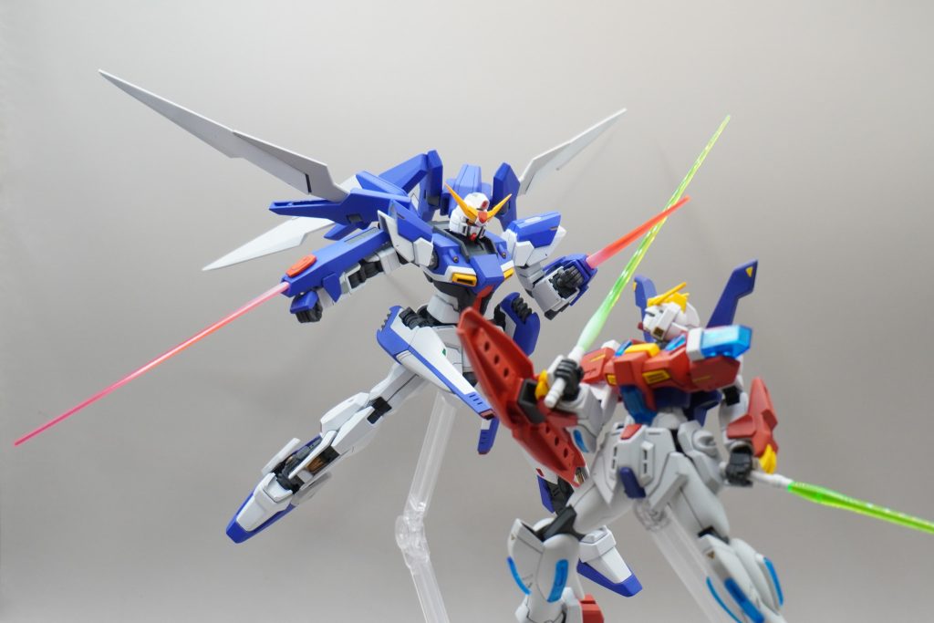 ガンプラバトル、ファイッ!またまたお相手はスターバーニング。青系の機体ばかり作ってしまって画面が映えないんですよね。今度は赤やオレンジ、緑など今まで作ってきたものとは違ったカラーリングで作成しようと思います。