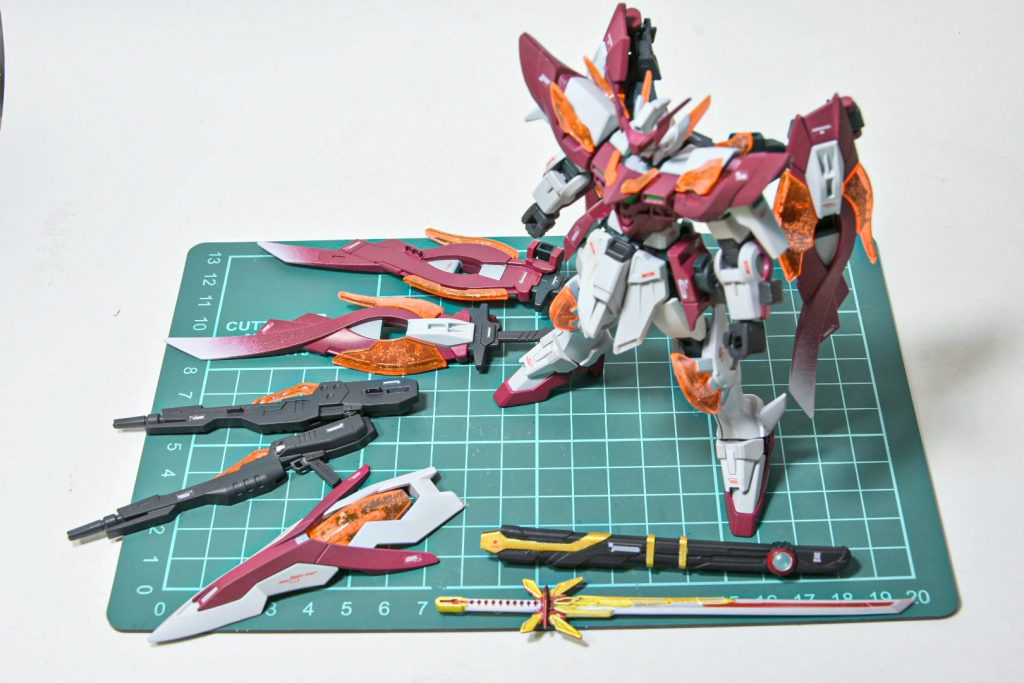 元々オリジナル機体を考えるのが苦手なのですが、ひたすらに自分の好みを詰め込んだらなんか完成しました。やはり性癖しか勝たん。