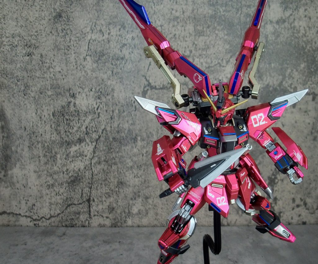 実は小刀が隠れてたり。