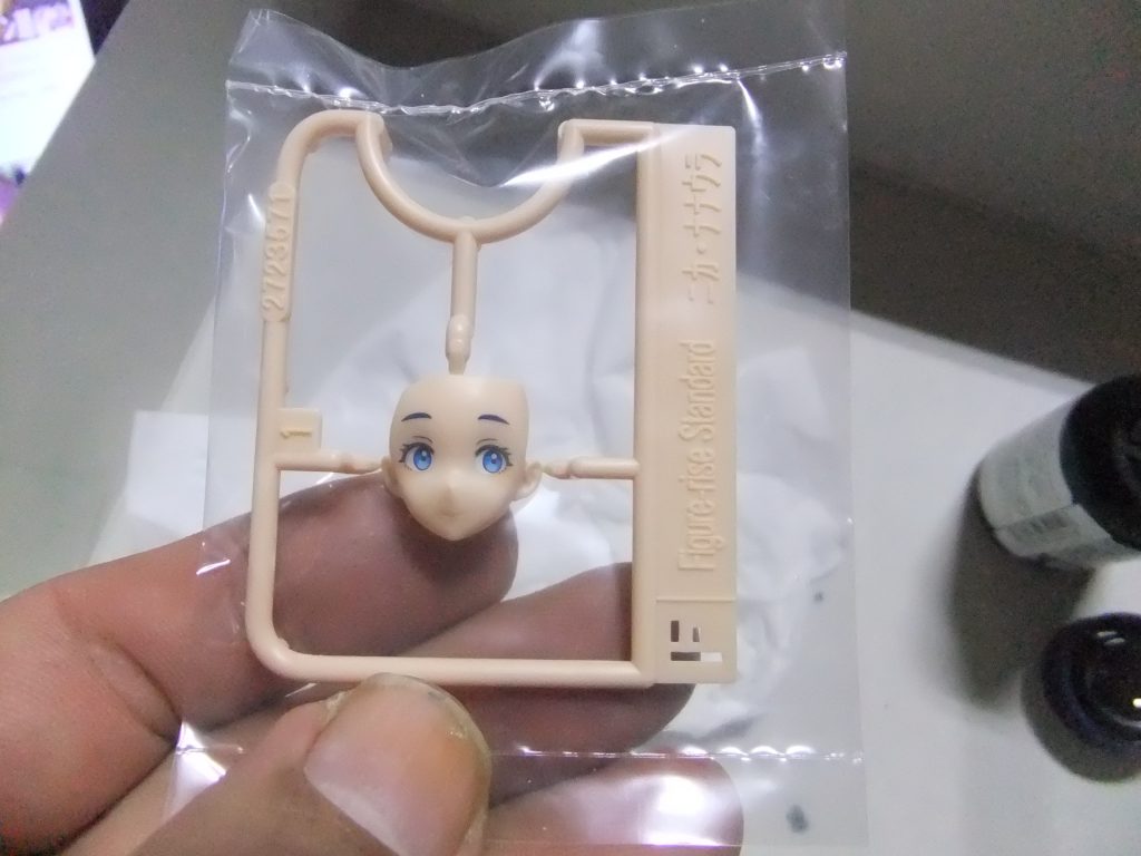 今回のフェイスパーツは「 タンポ印刷」済みx1個、のっぺらぼうフェイスx2個となります😁全部タンポ印刷だったら良かったのになぁ~と思っている方が多いと思いマス💦